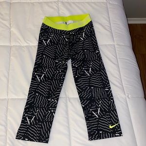 Nike Pro Capri Leggings